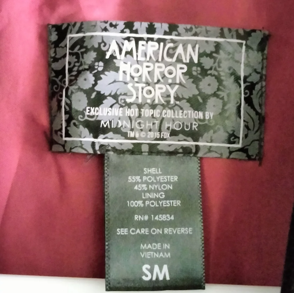 Woman's American horror story midnight hour dress size sm black velvet Goth Witc - Picture 2 of 4